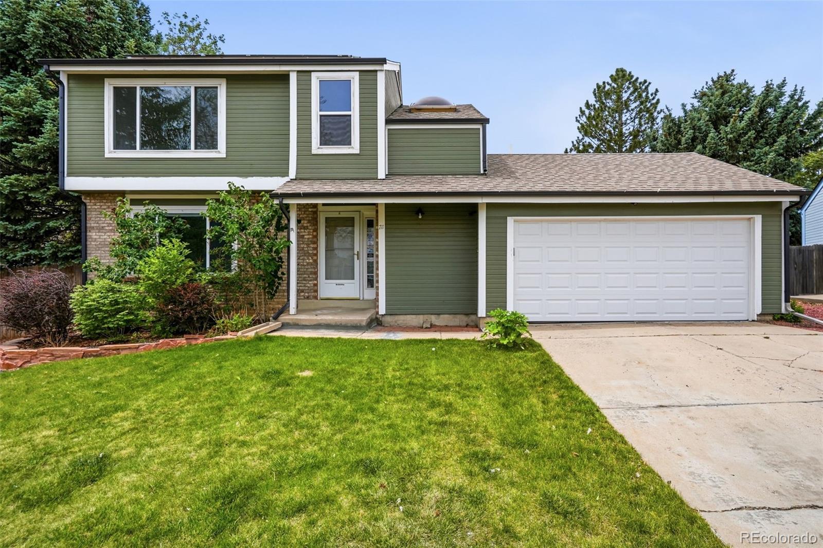 1st image of 711 S Granby Cir, Aurora, CO 80012 | MLS# 2943214