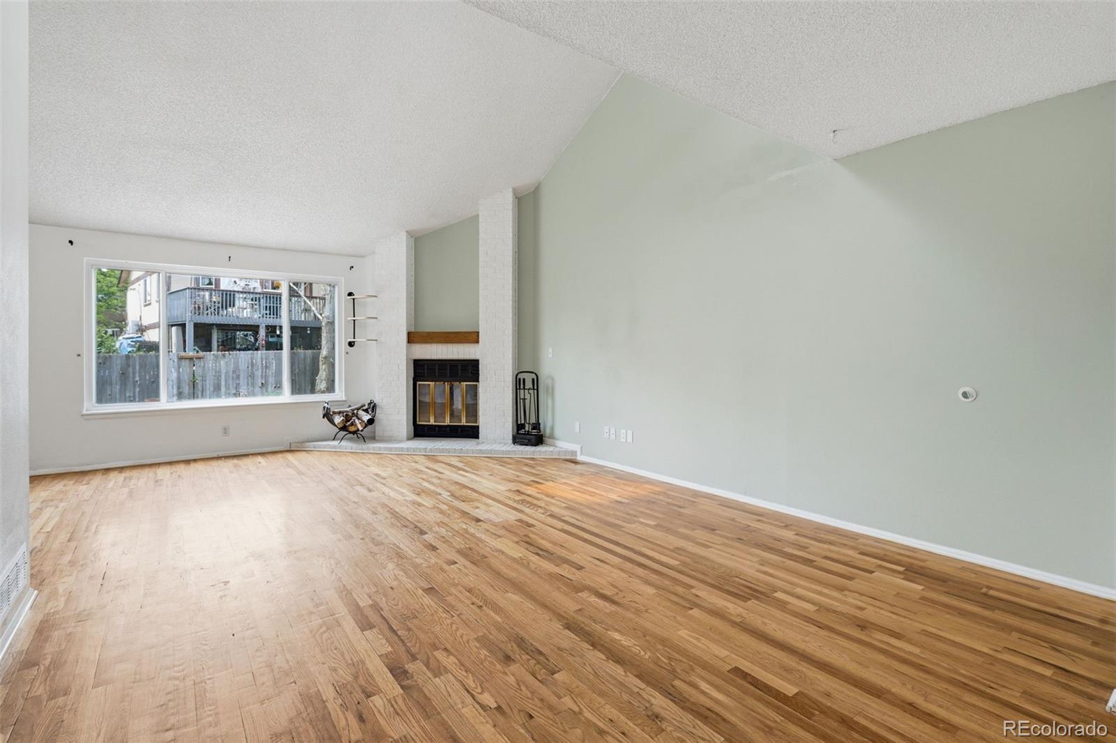 5th image of 711 S Granby Cir, Aurora, CO 80012 | MLS# 2943214
