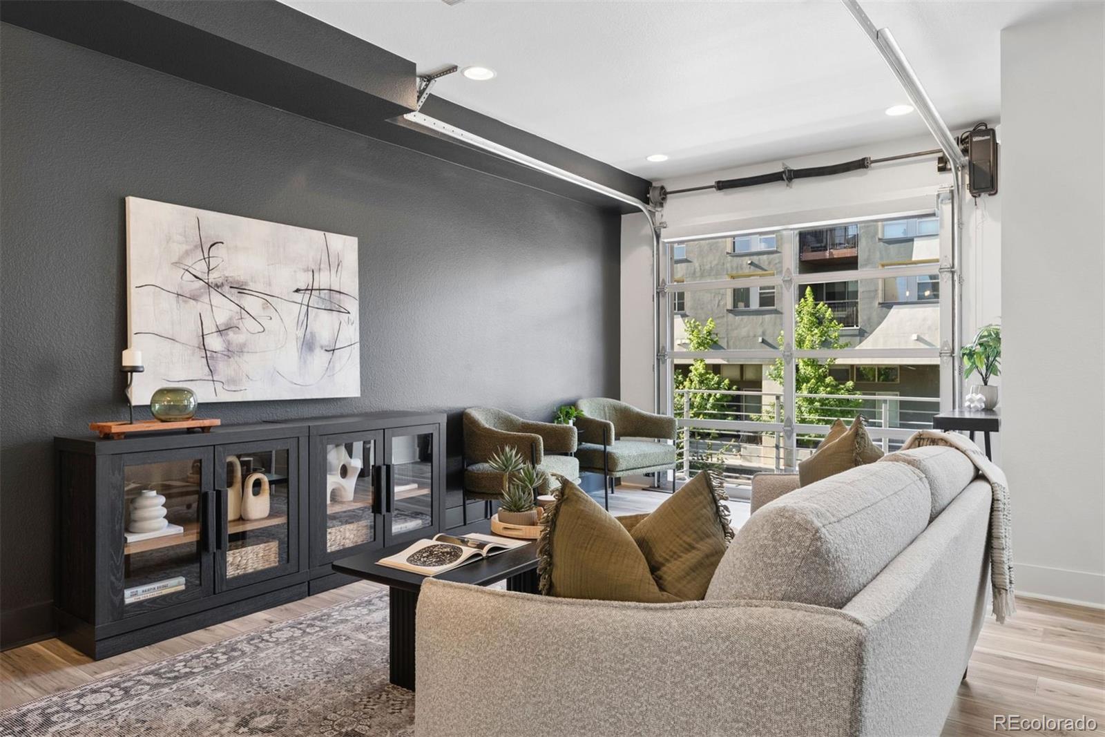 4th image of 3855 E Cedar Ave, Denver, CO 80209 | MLS# 4009828