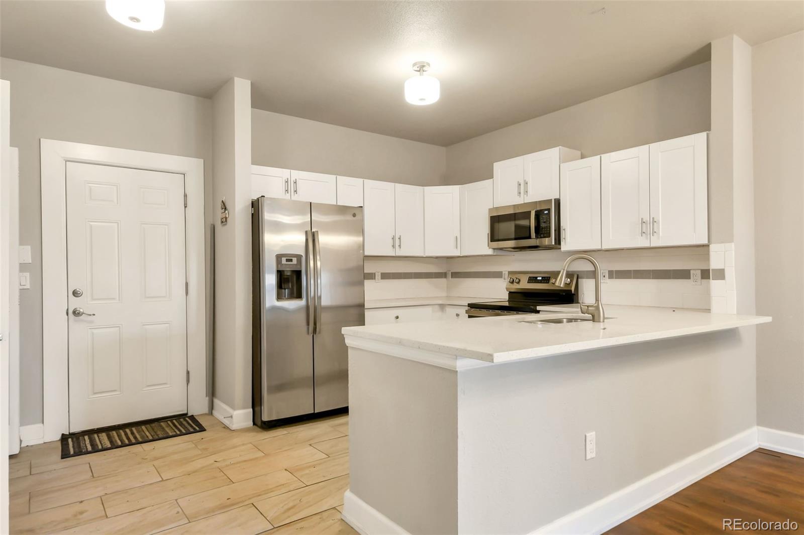 Homes for sale in Aurora, CO | 2521 S Bahama Cir #B, Aurora, CO 80013 | MLS# 7115771