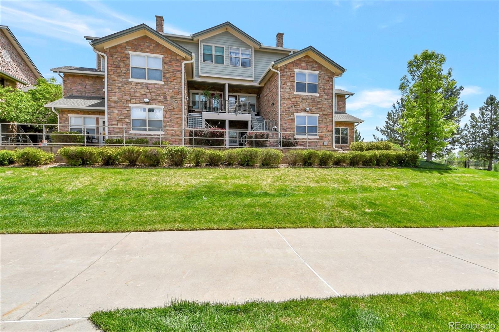 Homes for sale in Aurora, CO | 2521 S Bahama Cir #B, Aurora, CO 80013 | MLS# 7115771