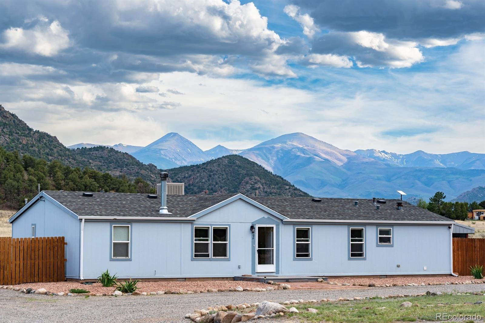 Homes for sale in Cotopaxi, CO | 606 Shannon Rd, Cotopaxi, CO 81223 | MLS# 3298438
