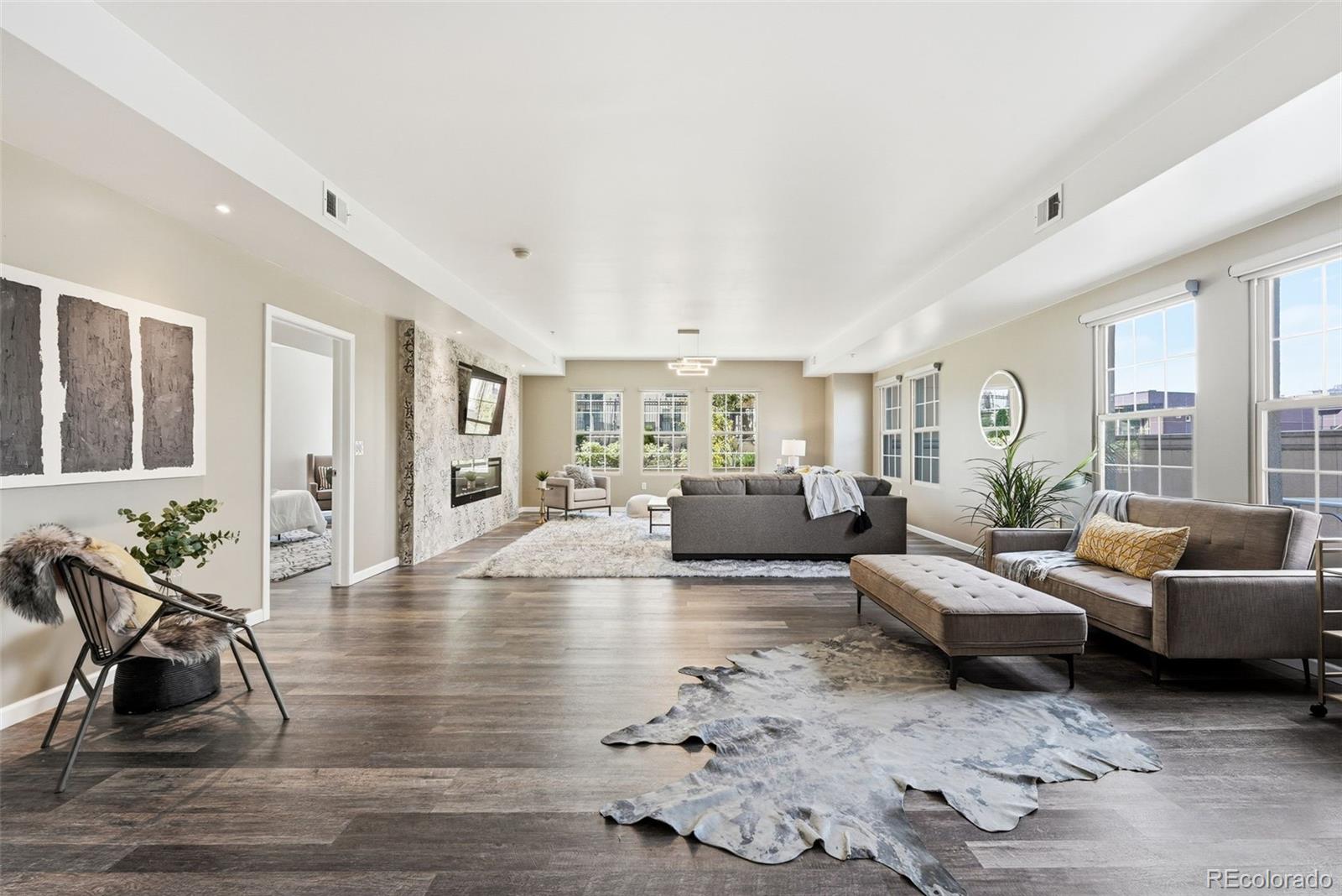 5th image of 925 N Lincoln St, Denver, CO 80203