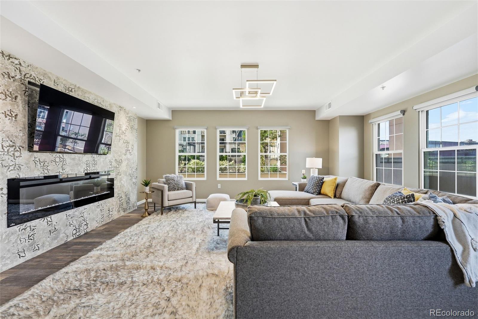 4th image of 925 N Lincoln St, Denver, CO 80203