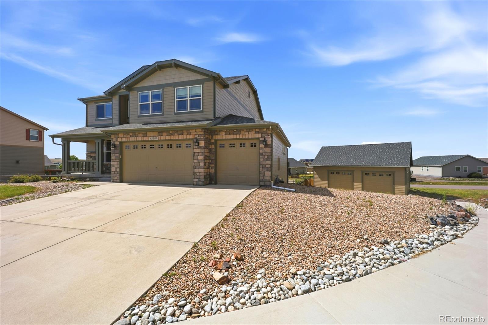 Photo 5 of Single family home for sale at 42007 Westchester Cir, Elizabeth, CO 80107 | MLS# 9675186 | Listing updated on 2026-09-04