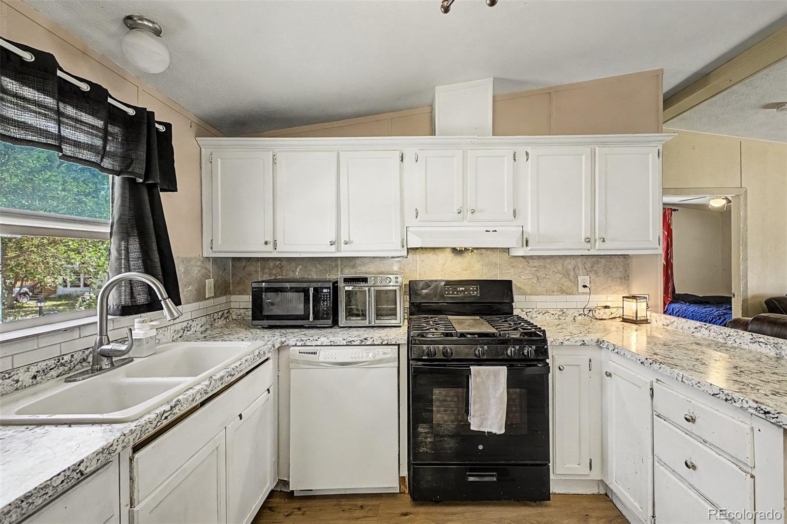 Homes for sale in Golden, CO | 266 Pinto St, Golden, CO 80401 | MLS# 3408870
