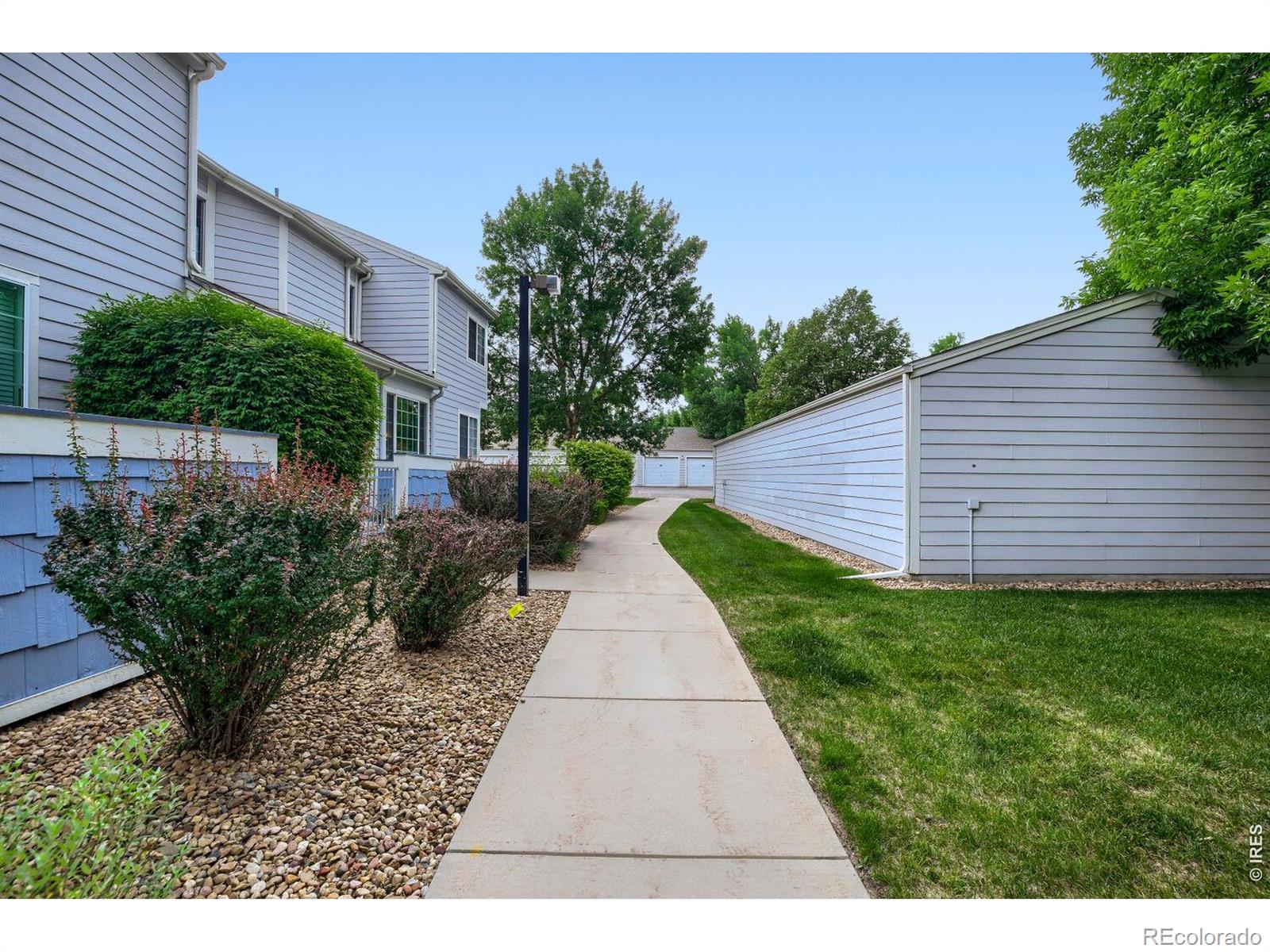 25th image of 1419 Red Mountain Dr #18, Longmont, CO 80504 | MLS# IR1061654