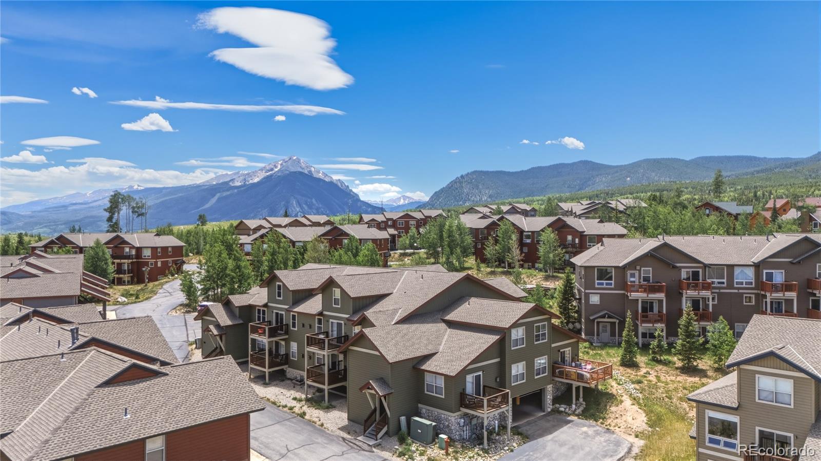 Homes for sale in Silverthorne, CO | 100 Wildernest Court, Silverthorne, CO 80498 | Houzeo