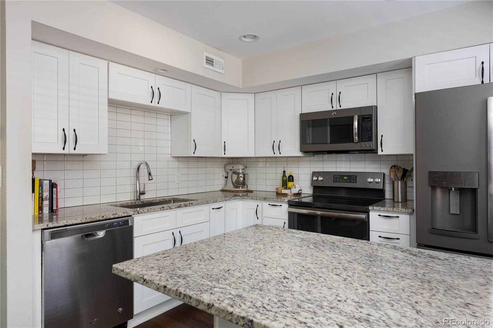 3rd image of 1201 Galapago St #95, Denver, CO 80204 | MLS# 8562172
