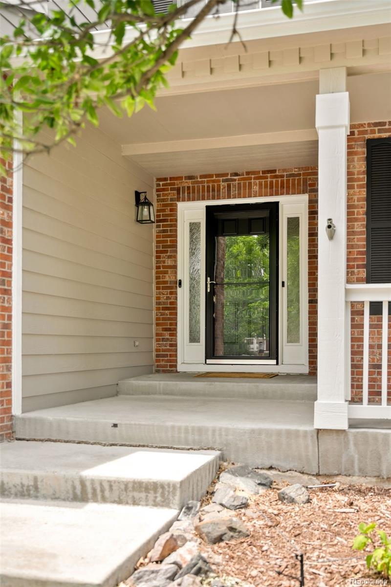 2nd image of 10063 Heywood St, Littleton, CO 80130 | MLS# 8154099