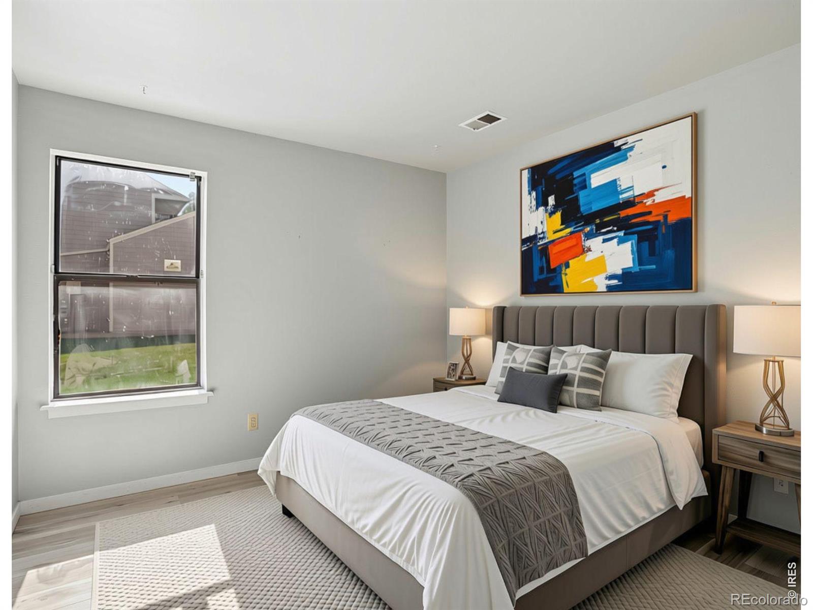 4th image of 225 E 8th Ave, Longmont, CO 80504