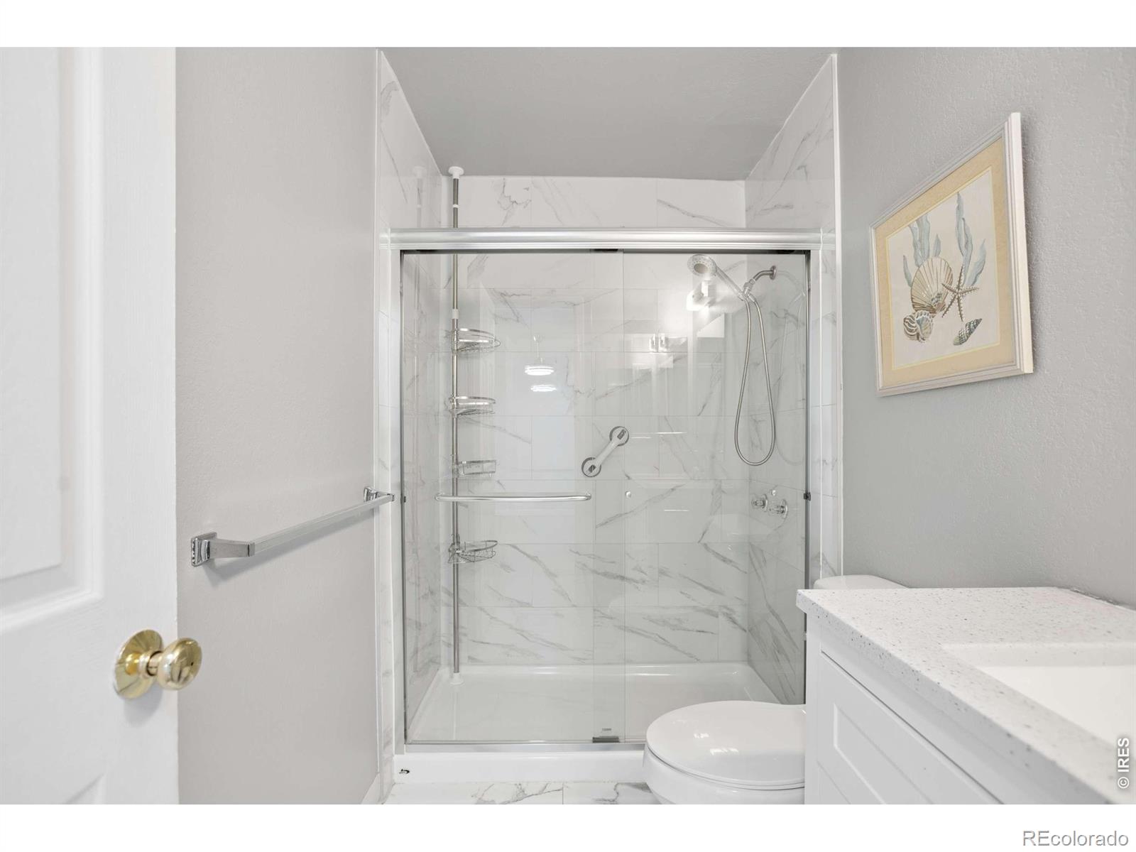 5th image of 225 E 8th Ave, Longmont, CO 80504