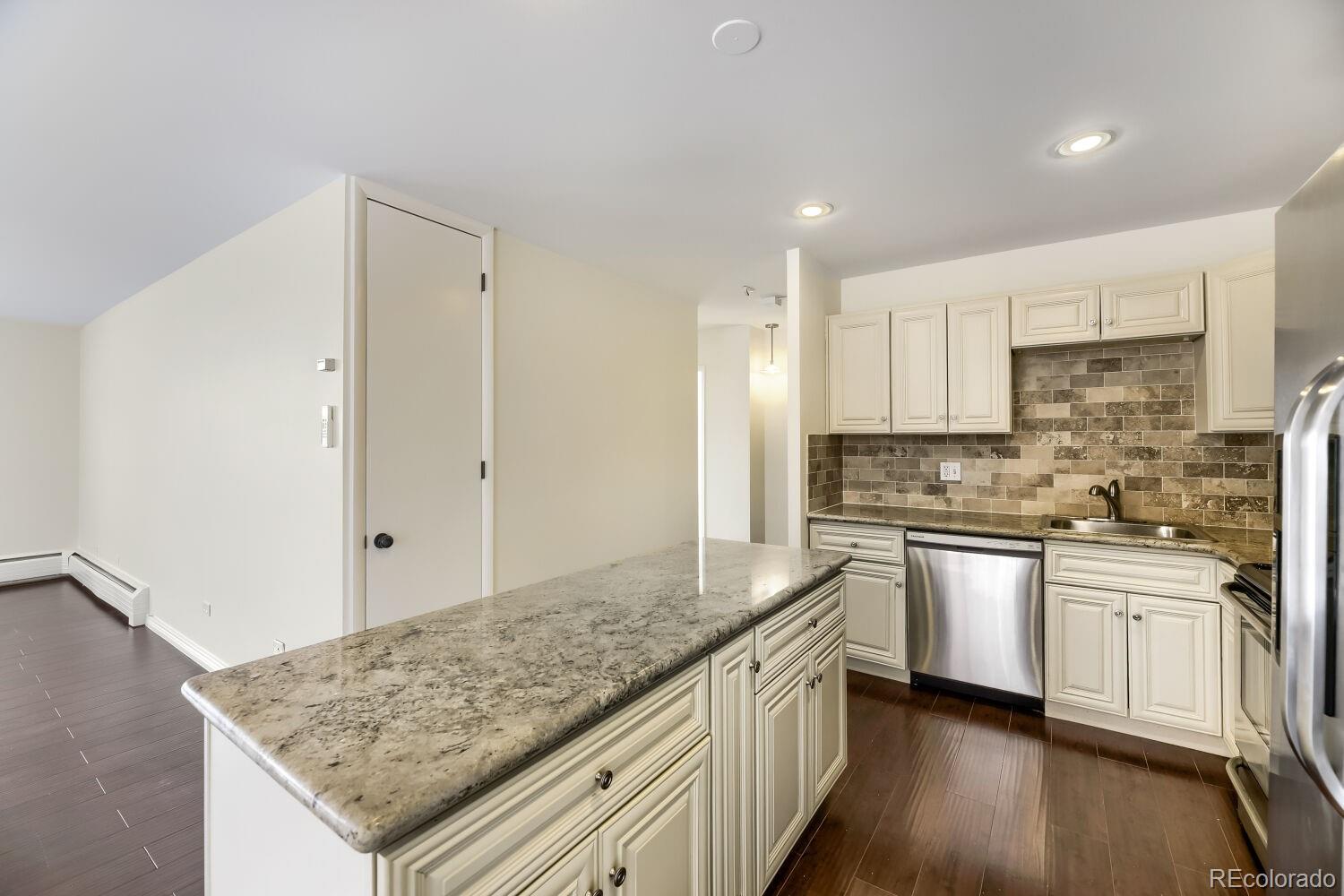 5th image of 4570 E Yale Ave #308, Denver, CO 80222 | MLS# 1723849