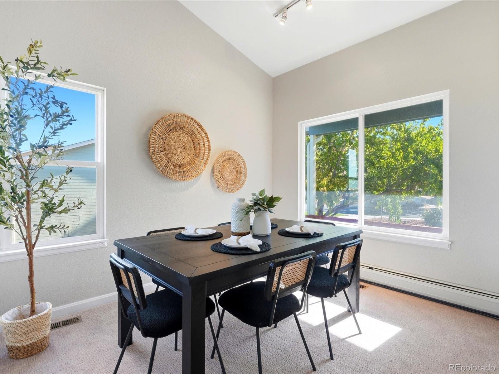 4th image of 931 S Quintero Ct, Aurora, CO 80017 | MLS# 3640532