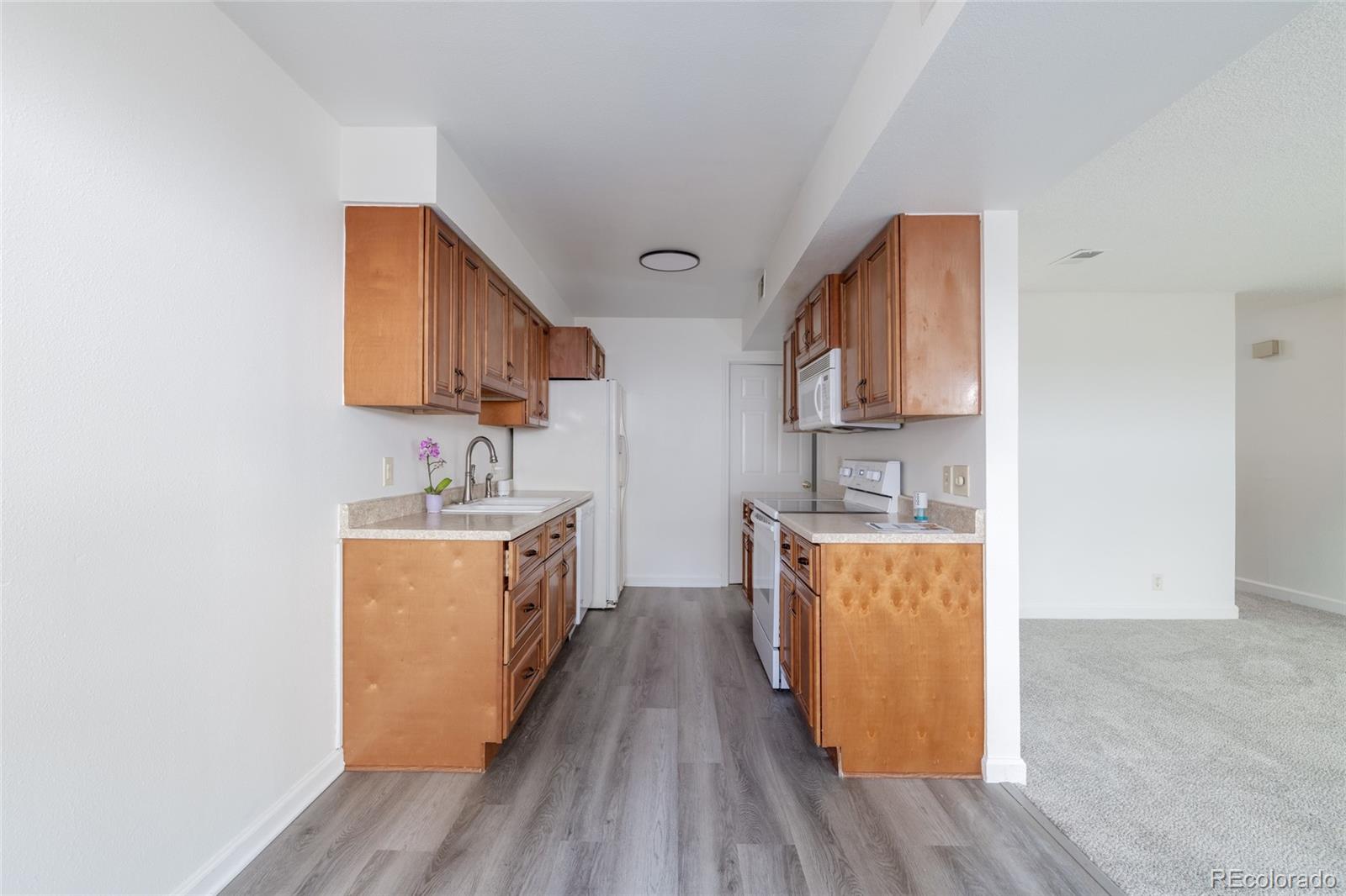 5th image of 9864 Orangewood Dr, Thornton, CO 80260 | MLS# 8721392
