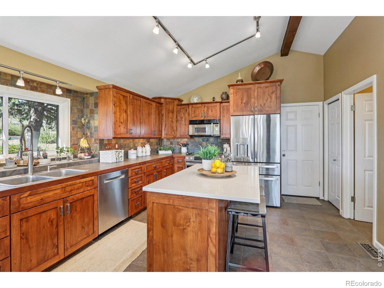 Homes for sale in Niwot, CO | 6640 Paiute Ct, Niwot, CO 80503 | MLS# IR1063036