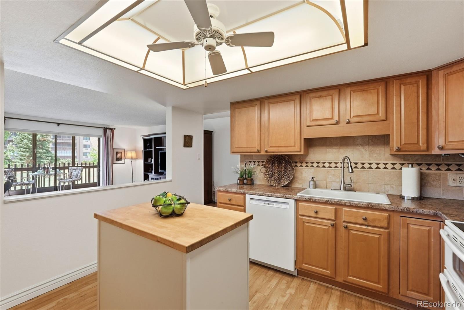 4th image of 14102 E Linvale Pl, Aurora, CO 80014