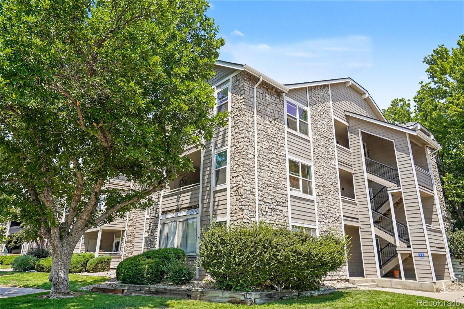 2nd image of 8376 S Upham Wy #105, Littleton, CO 80128 | MLS# 3251965