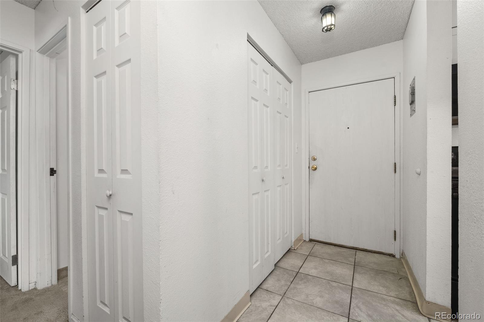 Listing Photo 4 - Condo for sale in building located at 140 E Highline Cir, Centennial, CO 80122 - Unit #108