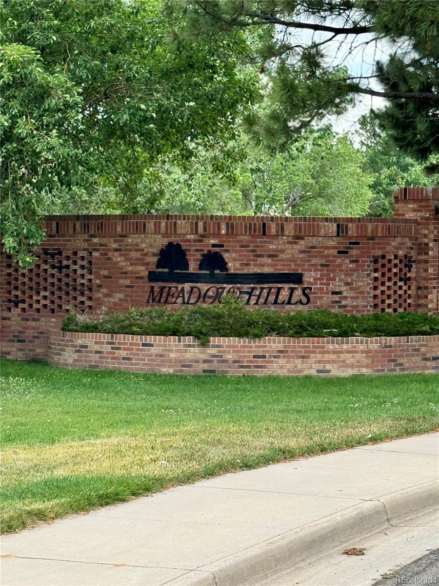 3rd image of 4085 S Crystal Cir, Aurora, CO 80014