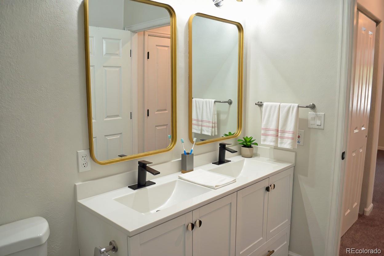 5th image of 4085 S Crystal Cir #101, Aurora, CO 80014 | MLS# 7578998