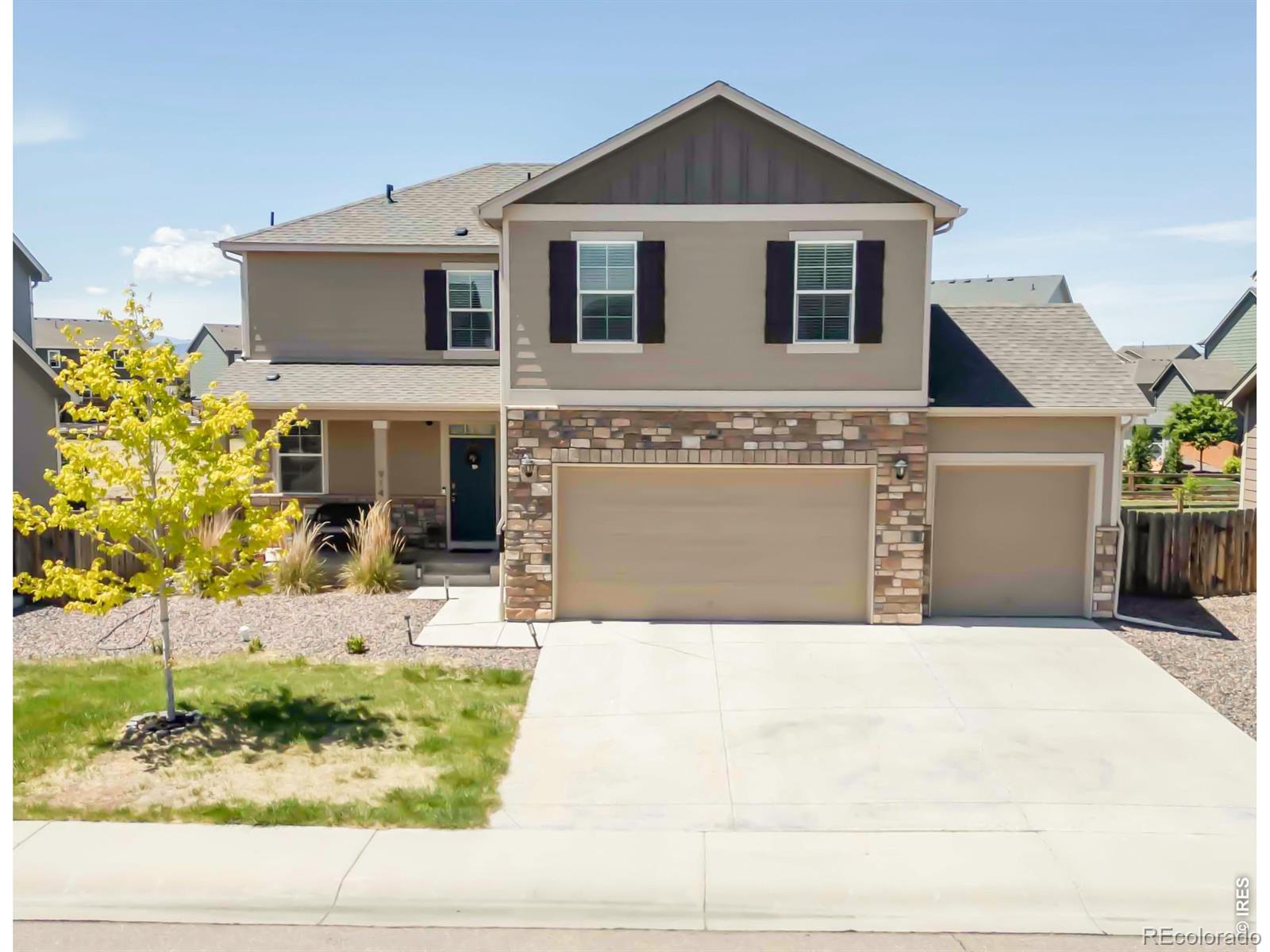 1st image of 914 Charlton Dr, Windsor, CO 80550 | MLS# IR1063478