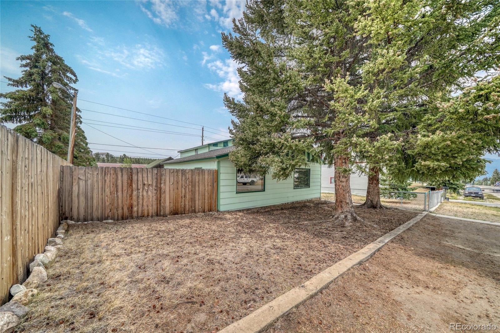4th image of 215 Elm St, Leadville, CO 80461 | MLS# 5296173