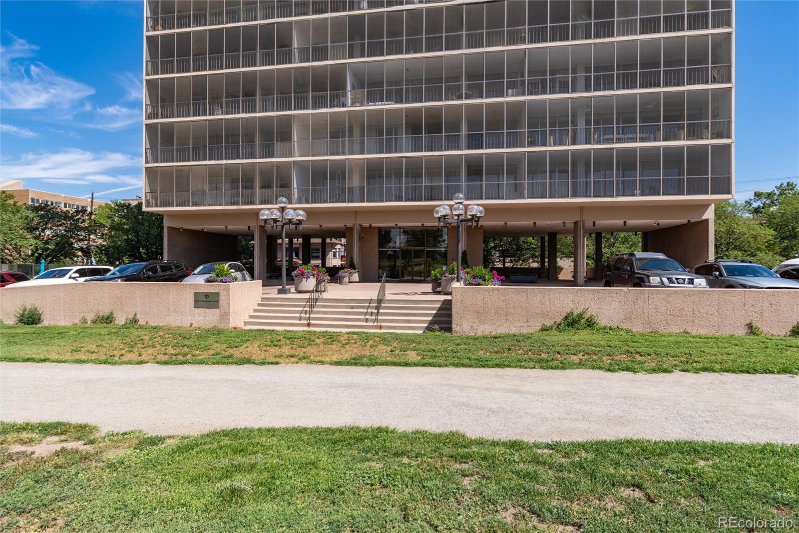2nd image of 1201 N Williams St #5A, Denver, CO 80218 | MLS# 7498536