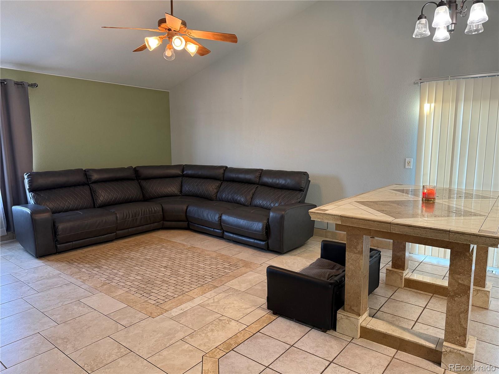 5th image of 12272 E Burlington Pl, Denver, CO 80239 | MLS# 7232530