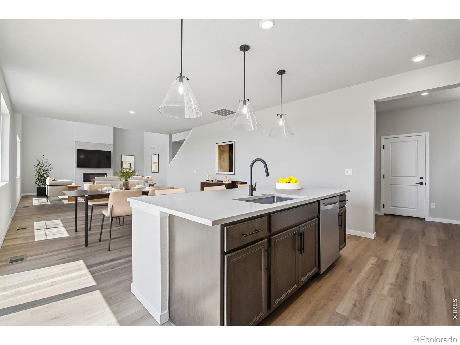 3rd image of 364 Rustic Barn Ln, Berthoud, CO 80513 | MLS# IR1063908