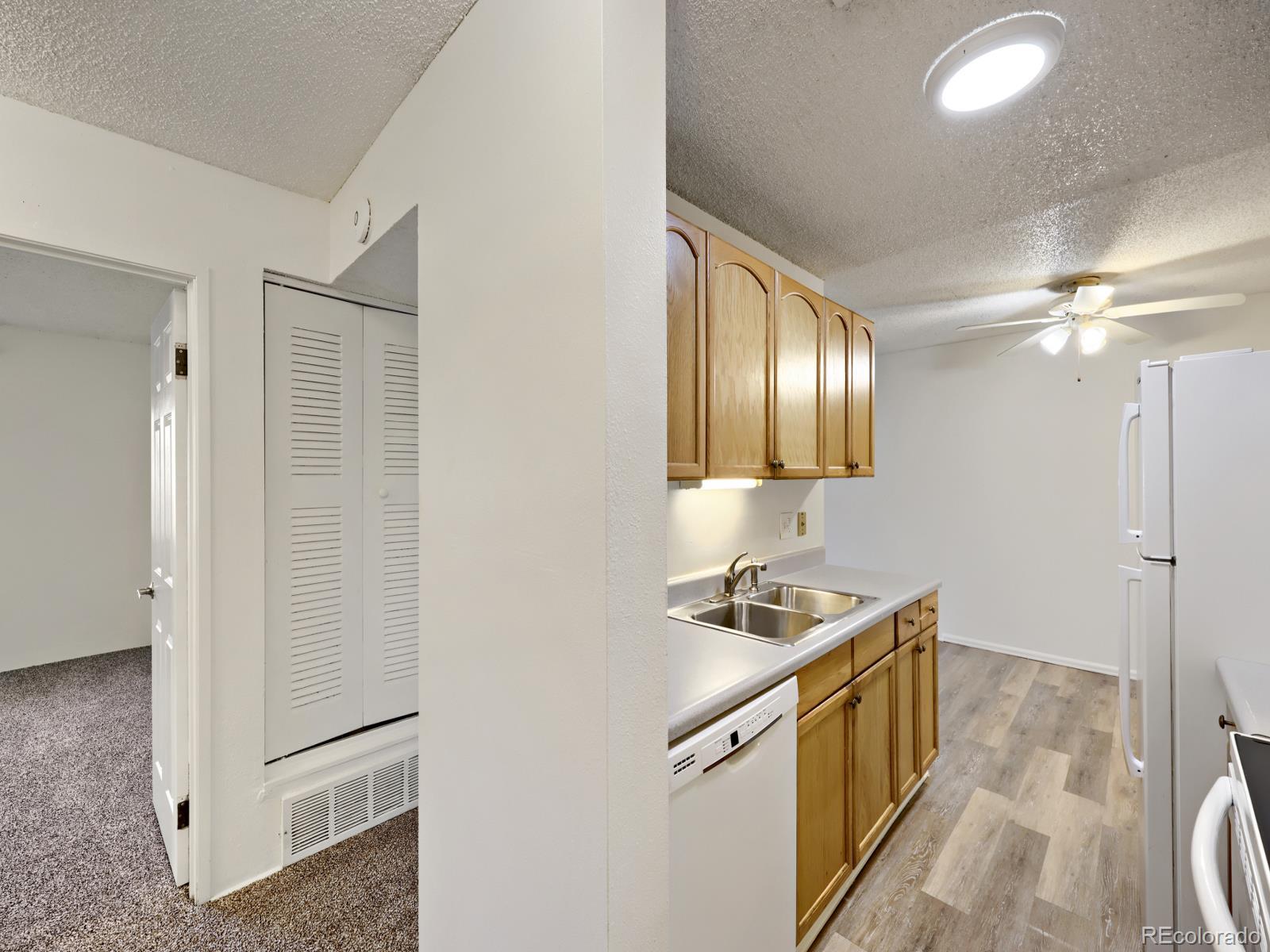 5th image of 10211 Ura Ln #303, Thornton, CO 80260 | MLS# 1915643