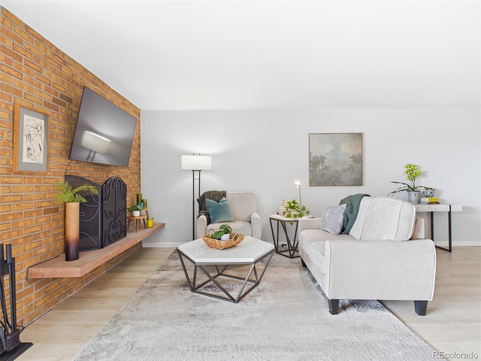 4th image of 2 Adams St #905, Denver, CO 80206 | MLS# 4498890