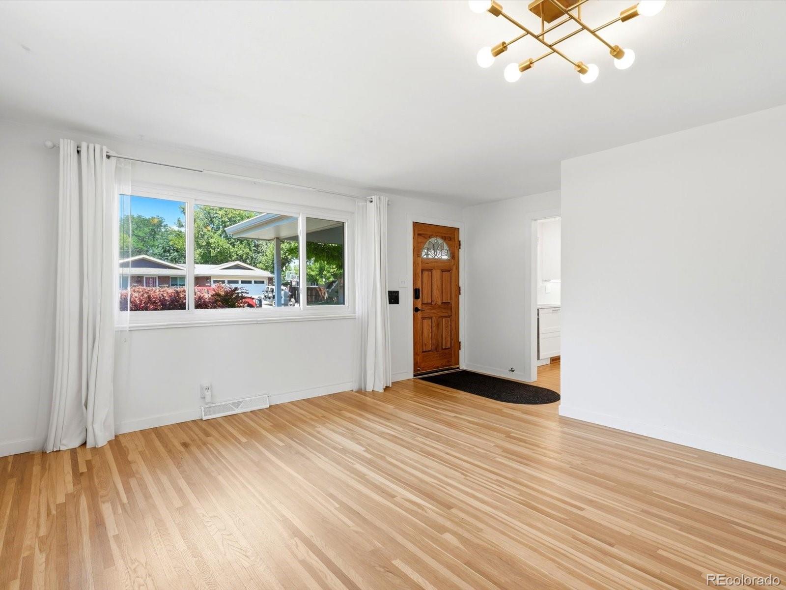 5th image of 6022 Nelson St, Arvada, CO 80004 | MLS# 5051943