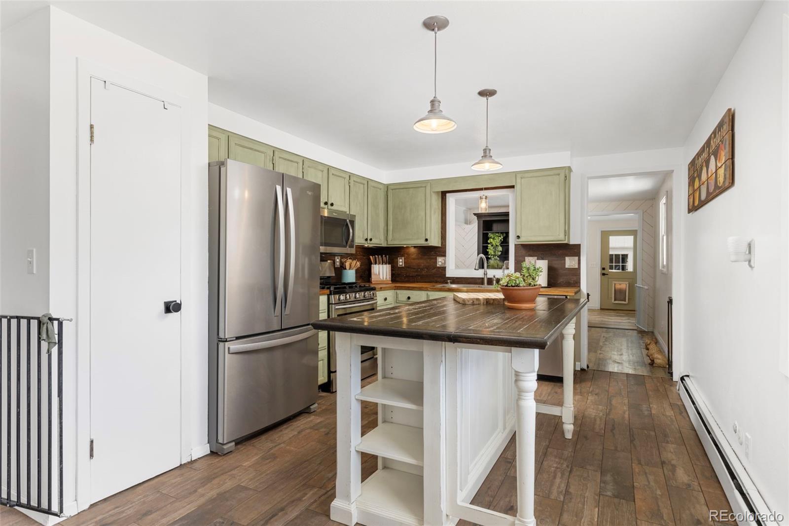 Photo 1 of Single family home for sale at 33758 Harmon Rd, Pine, CO 80470 | MLS# 6701545 | Listing updated on 2026-09-02