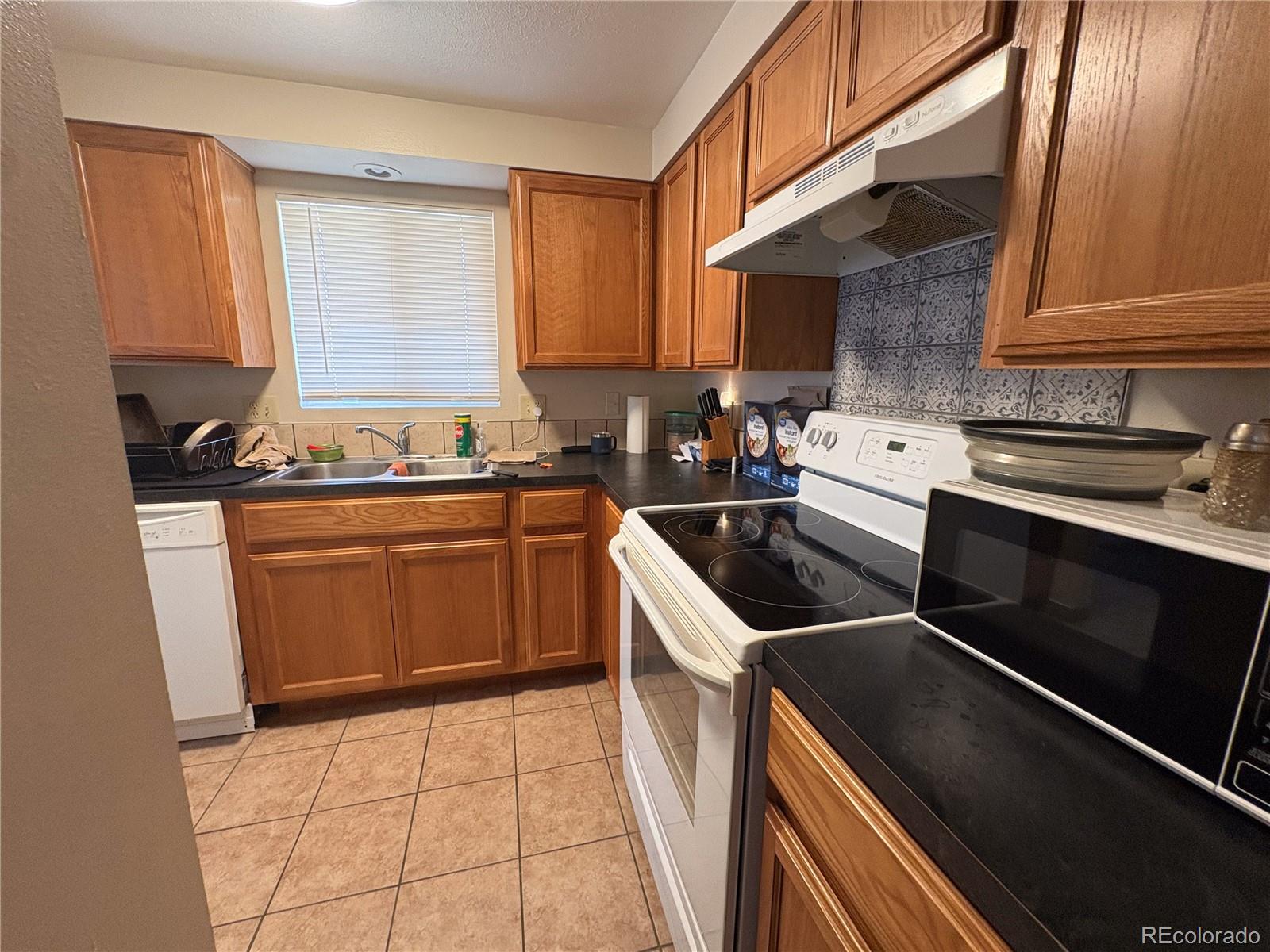 3rd image of 3681 Butternut Dr, Loveland, CO 80538 | MLS# 5369991