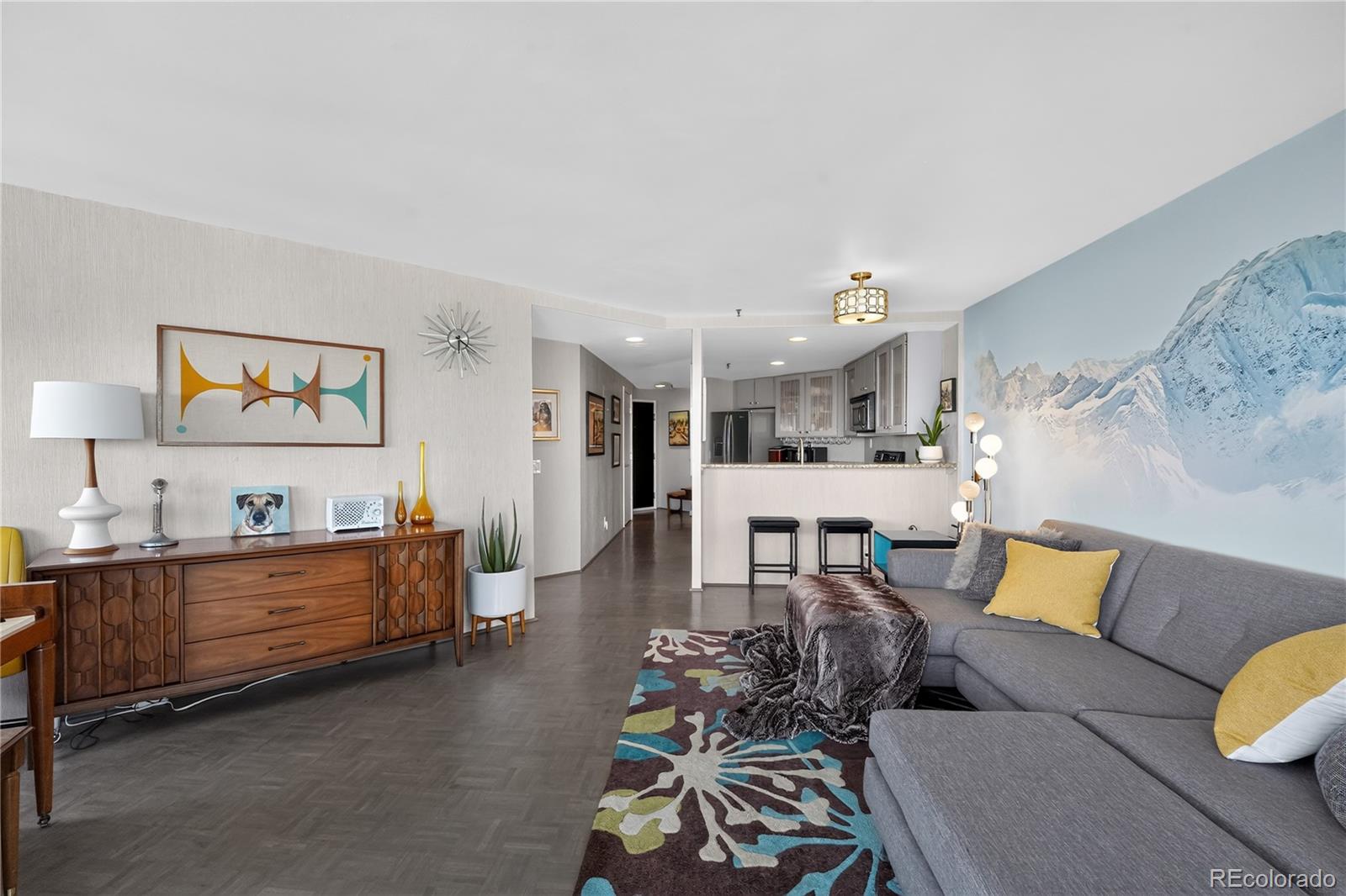3rd image of 100 Park Ave #1703, Denver, CO 80205 | MLS# 8941617