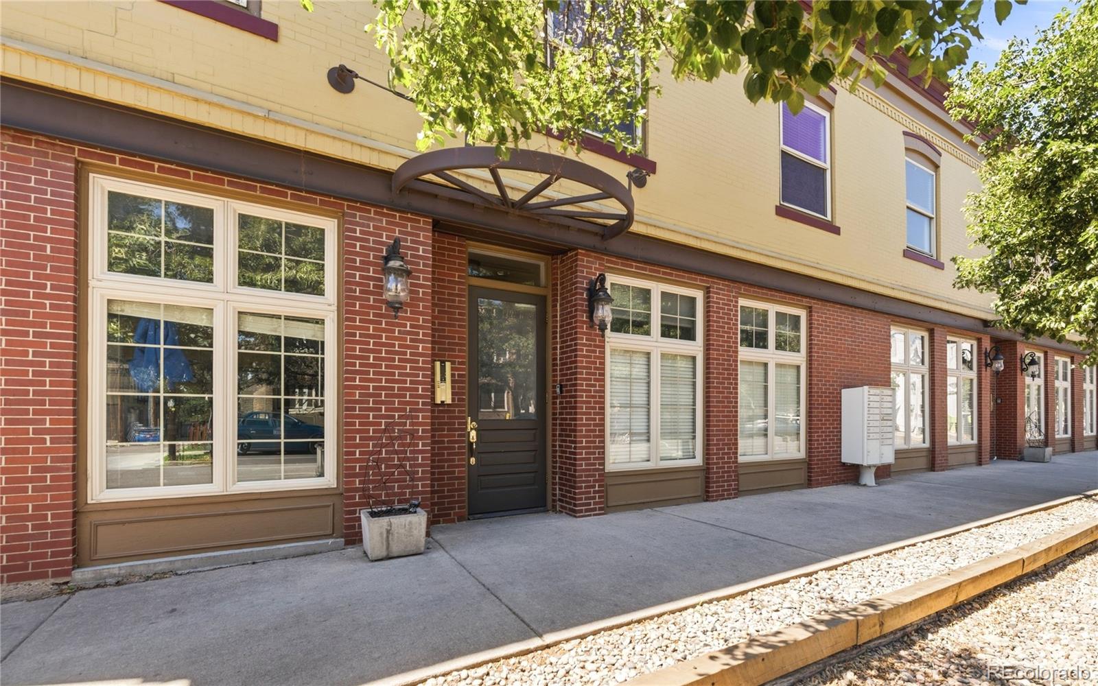 2nd image of 800 E 18Th Ave, Denver, CO 80218