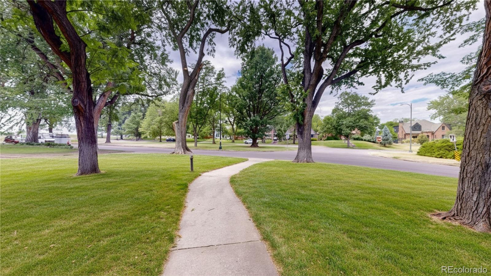 2nd image of 340 Clermont St Pkwy, Denver, CO 80220 | MLS# 9757924