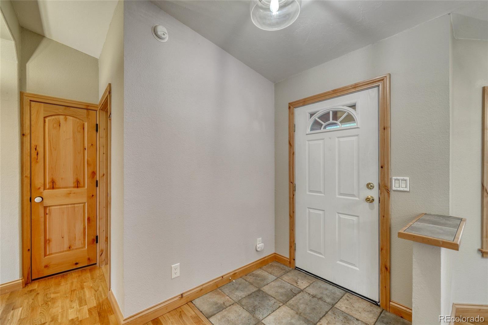 4th image of 37 Comstock Ct, Leadville, CO 80461 | MLS# 1594277