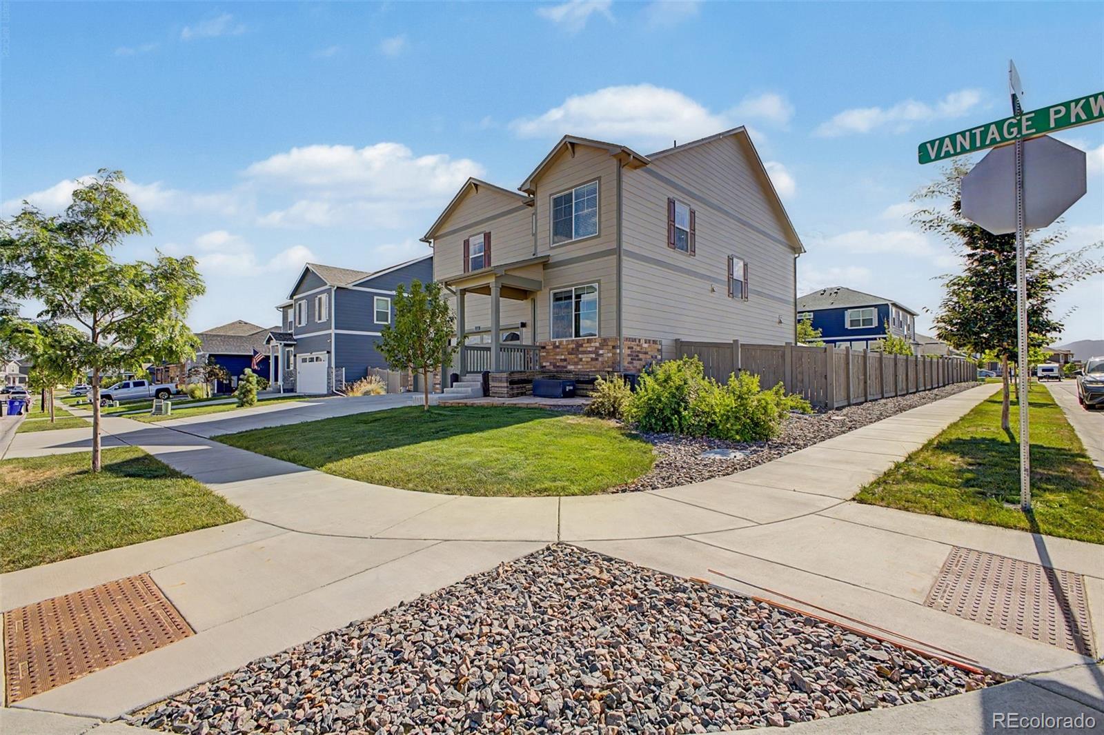 3rd image of 1793 Vantage Pkwy, Berthoud, CO 80513 | MLS# 9802183