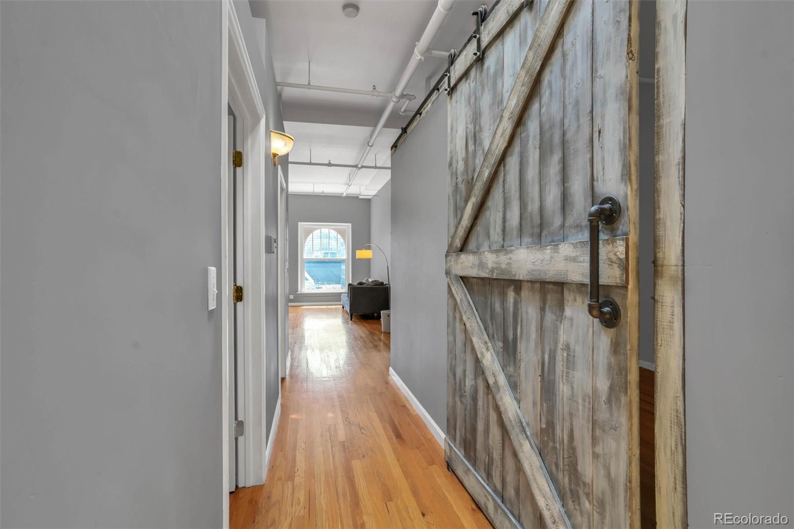 3rd image of 1555 California St #601, Denver, CO 80202 | MLS# 7767447