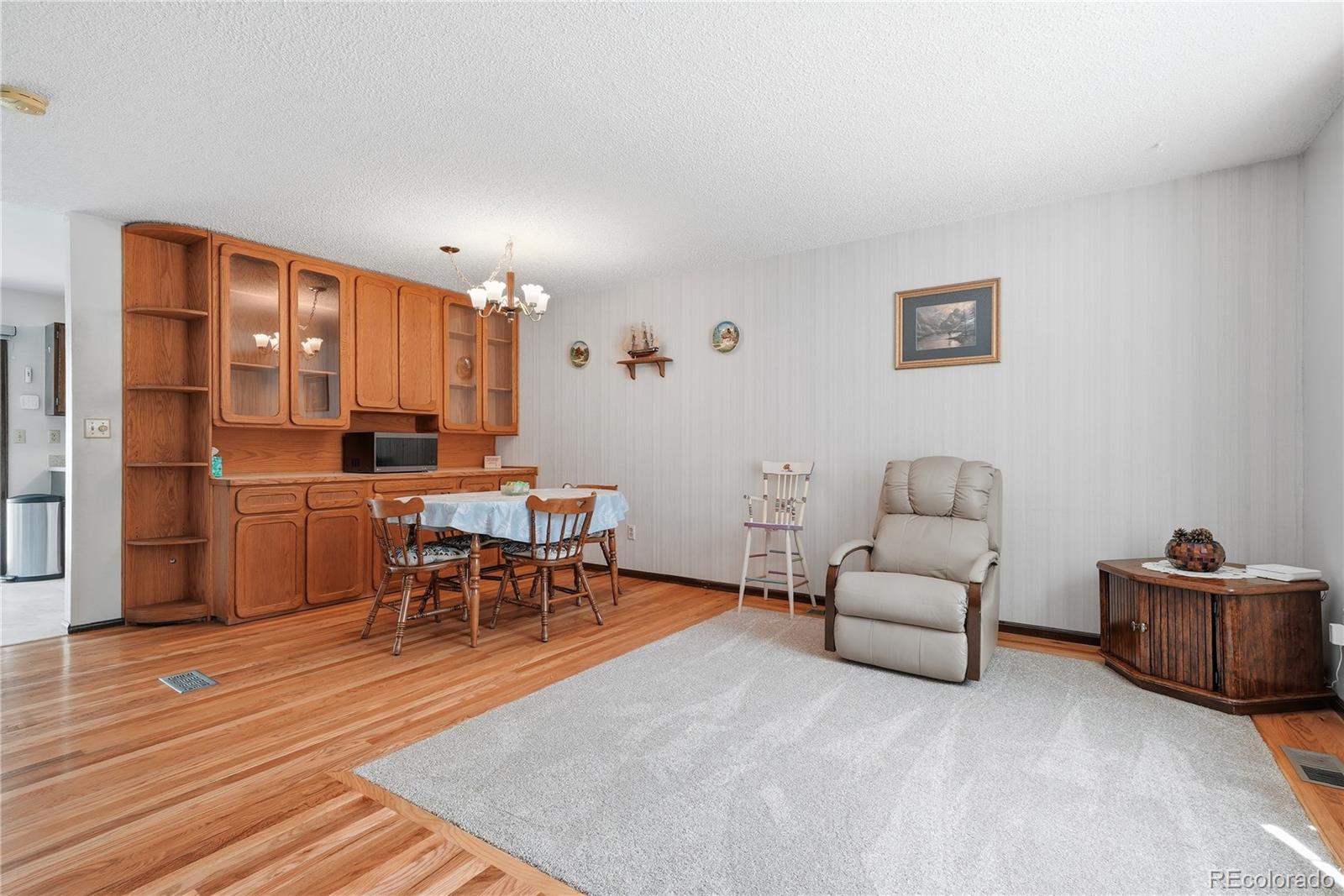 3rd image of 8240 Garland Dr, Arvada, CO 80005 | MLS# 7817897