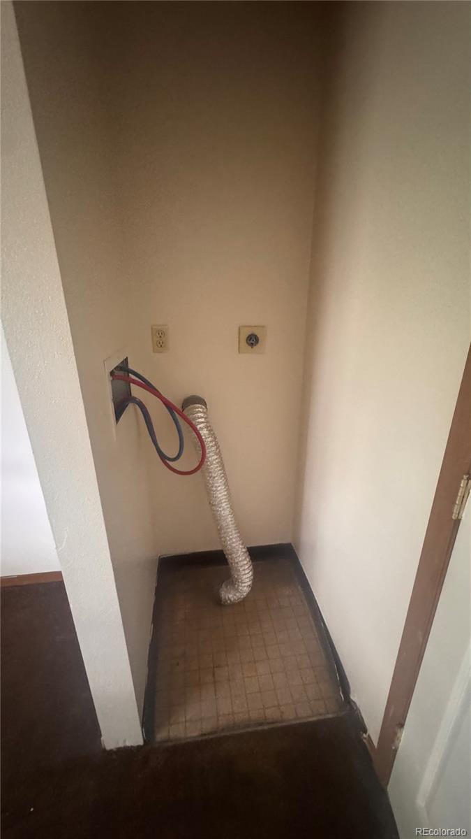 2nd image of 2231 Sable Blvd, Aurora, CO 80011