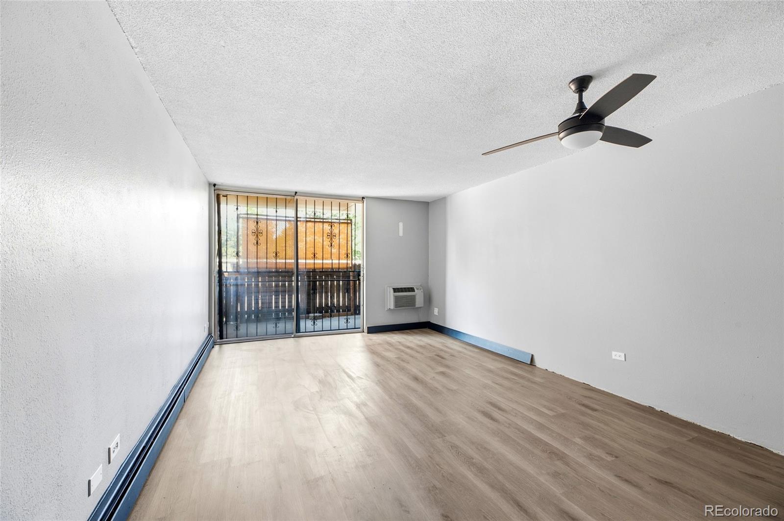 3rd image of 2231 S Vaughn Wy #111B, Aurora, CO 80014 | MLS# 8983751