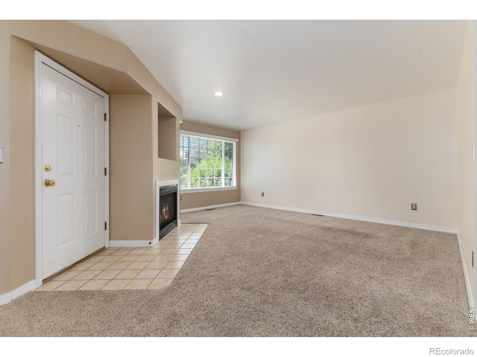3rd image of 1419 Red Mountain Dr #113, Longmont, CO 80504 | MLS# IR1064421