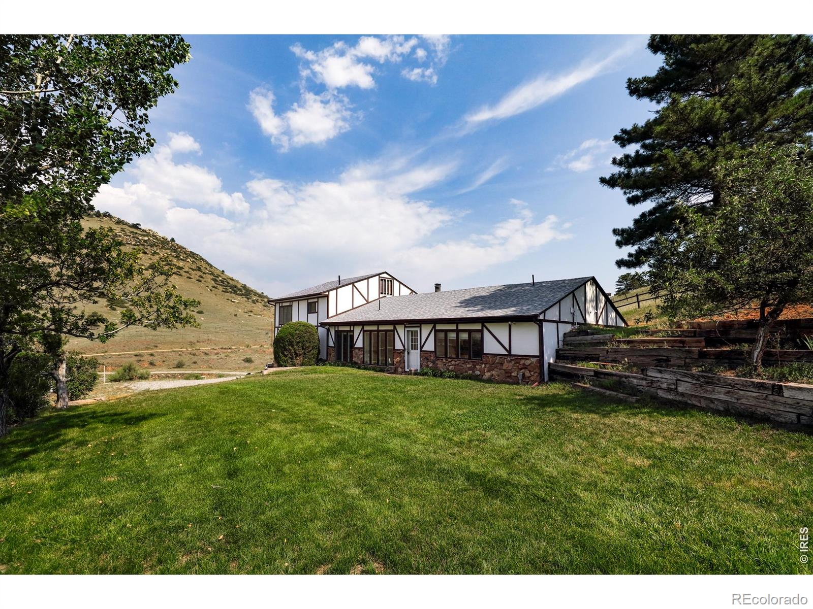 2nd image of 15950 Dakota Ridge Rd, Longmont, CO 80503 | MLS# IR1064480