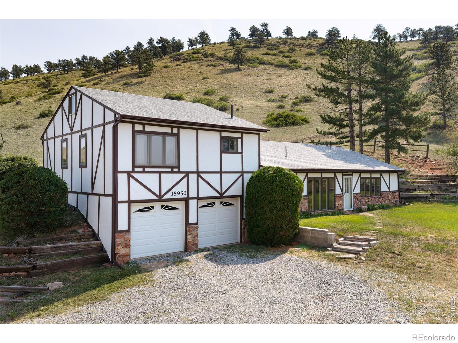 3rd image of 15950 Dakota Ridge Rd, Longmont, CO 80503 | MLS# IR1064480