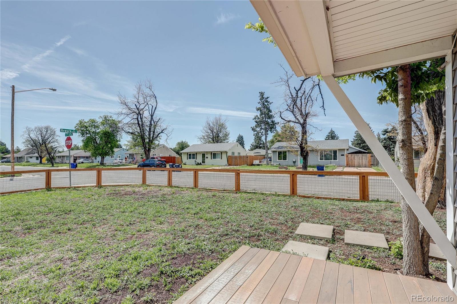 3rd image of 705 Newark St, Aurora, CO 80010 | MLS# 7624545