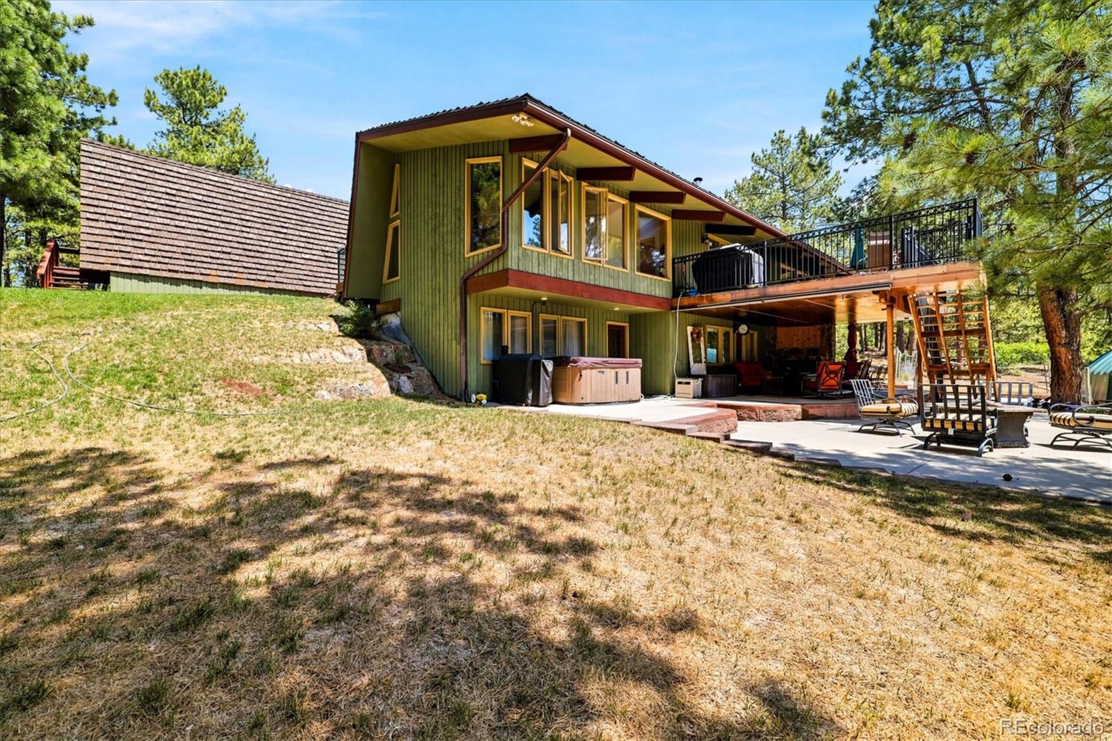 Homes for sale in Franktown, CO | 1125 Deerpath Rd, Franktown, CO 80116 | MLS# 2736872
