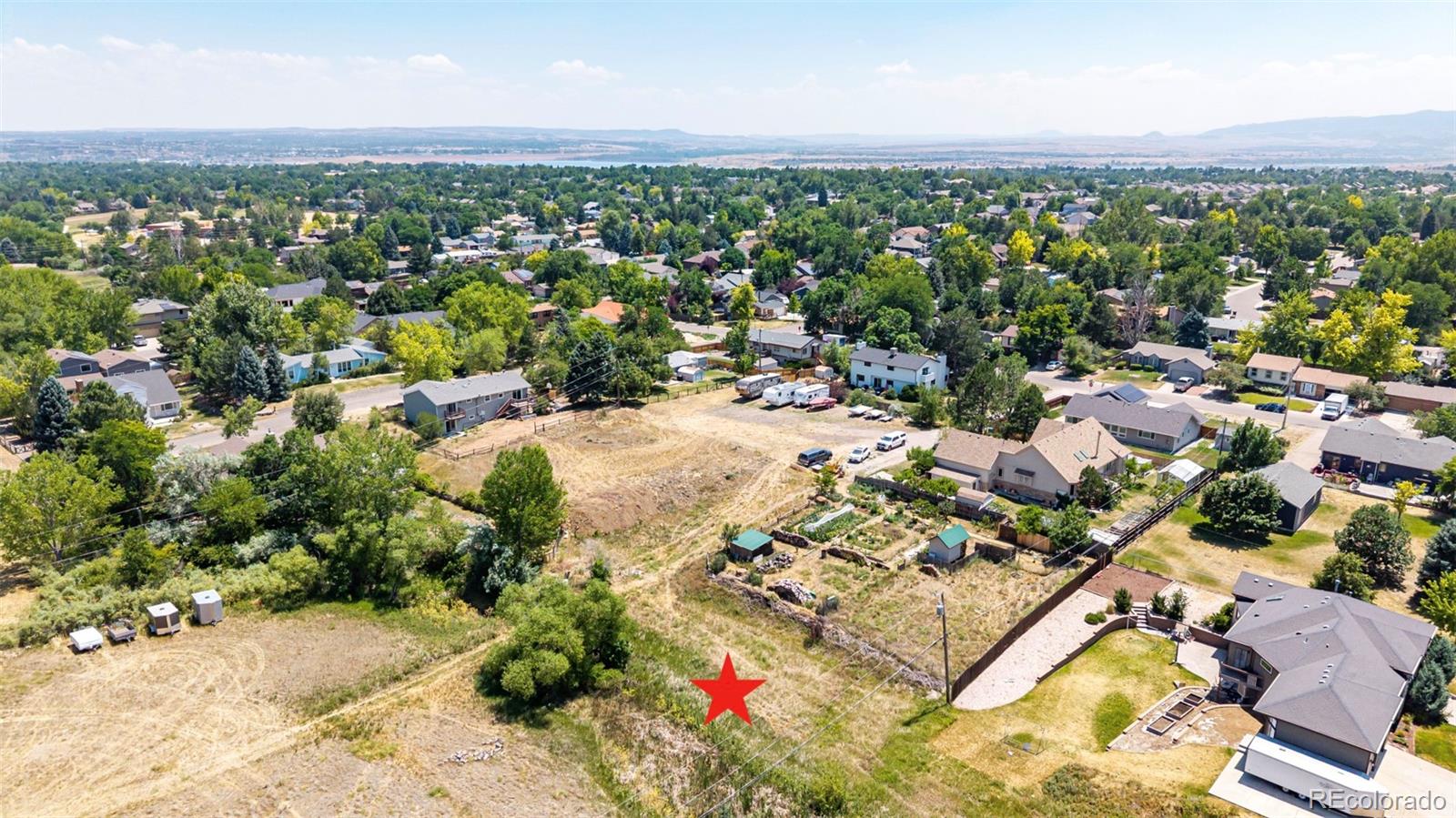 4th image of 7833 S Estes Ct, Littleton, CO 80128 | MLS# 9338956